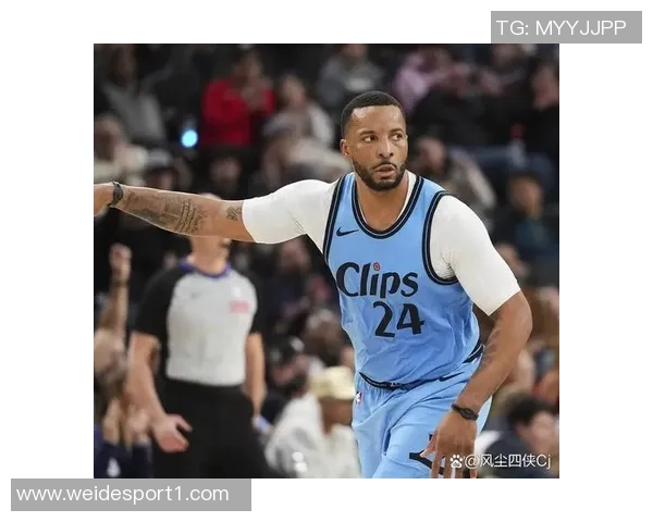 鲍威尔热火首秀表现抢眼28分9板4助比尔低迷仅得5分合力卡登25分